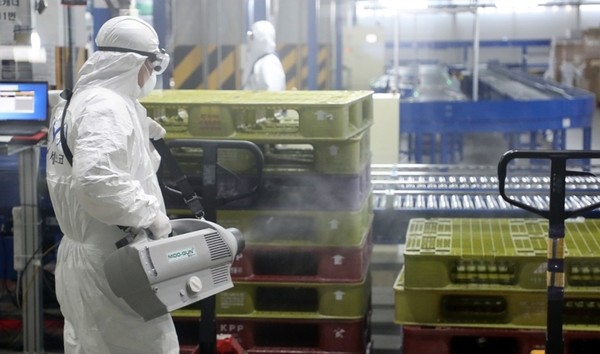 마켓컬리 물류센터 방역 /사진=연합뉴스