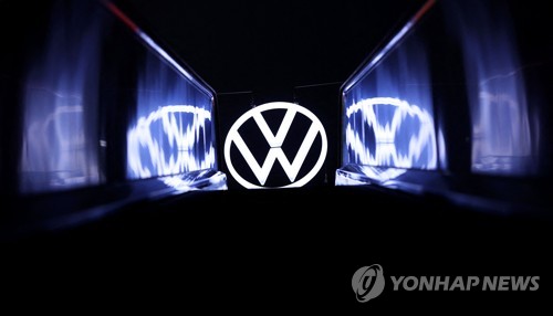 폭스바겐 로고[사진=AFP·연합뉴스]