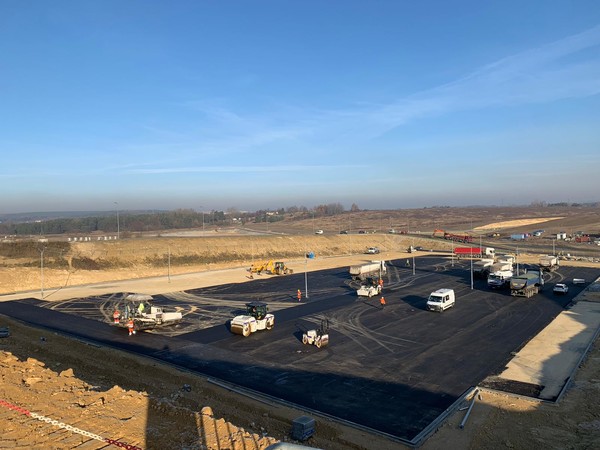 SK건설이 짓고 있는 SK이노베이션의 폴란드 분리막 공장 건설 현장 모습 [사진=D&J]