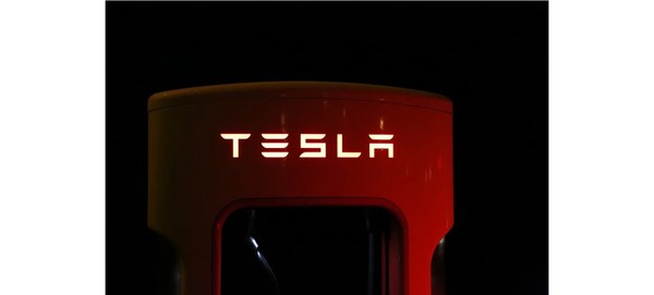 테슬라 전기충전소[사진=픽사베이]