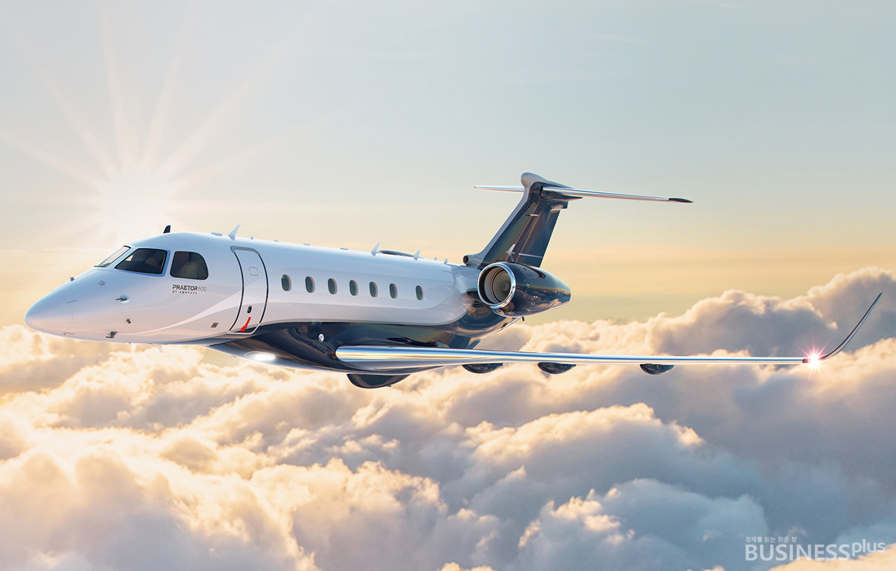 국토교통부가 비행검사용 항공기로 도입할 예정인 브라질 엠브라에르사의 '프레터-600' 비즈니스제트기 /사진=엠브라에르