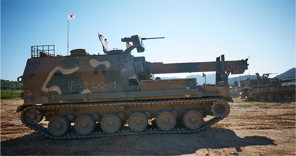 한화디펜스가 K9 자주포와 함께 영국 육군에 수출을 추진 중인 K10 탄약운반장갑차. /사진=한화디펜스