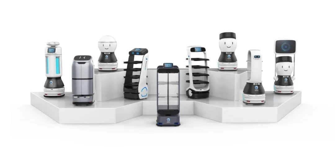 최근 일본 소프트뱅크와 사우디아라비아 아람코 등으로부터 2억달러(약 2378억원)의 투자를 유치한 중국 서비스 로봇 기업 '키논 로보틱스'의 로봇 제품군. /사진=키논 로보틱스