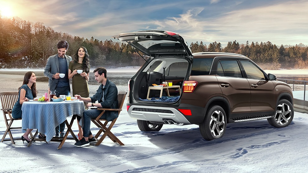 현대차 인도 전략 모델로 올해 출시한 스포츠실용차(SUV)  모델 '알카자르' 현지 광고. /사진=현대차