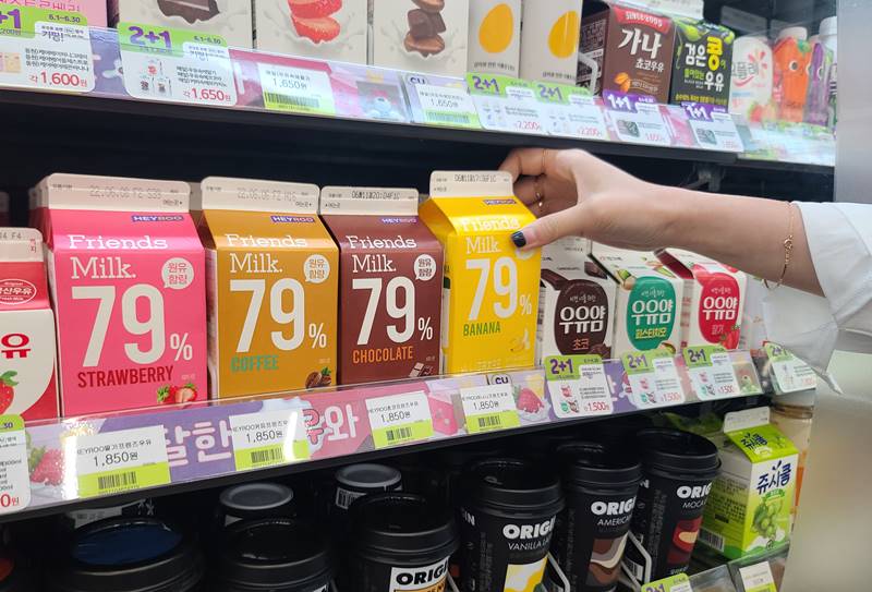 CU가 새롭게 선보이는 PB 상품 '프렌즈 우유' /사진 = CU