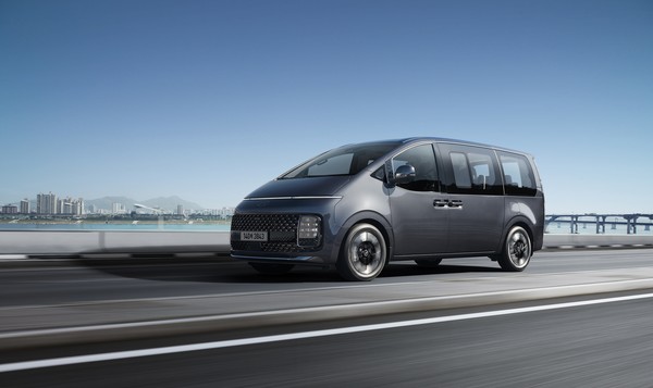 스타리아 하이브리드 외장 이미지. /사진=현대차