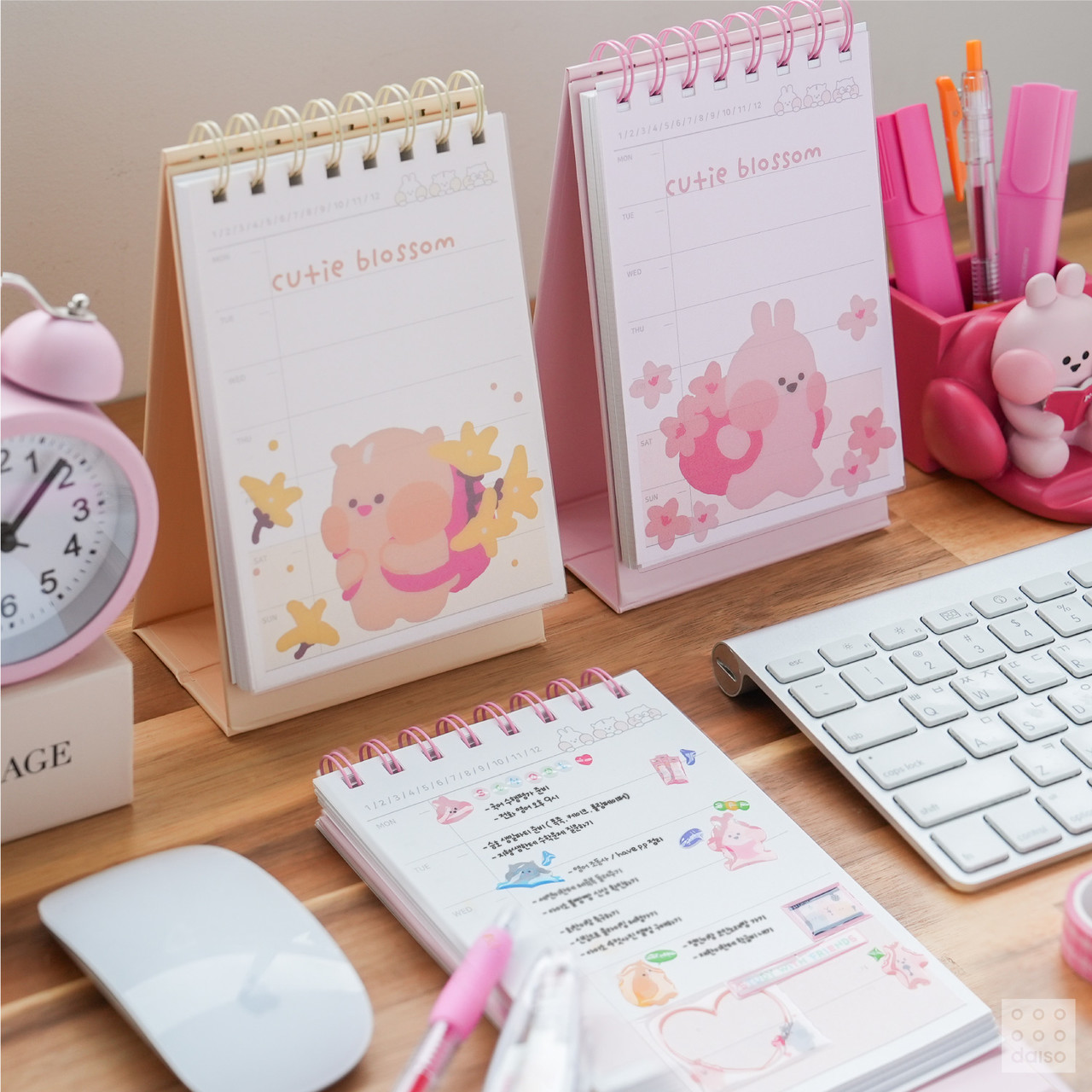 스탠드형 노트 / 사진=아성다이소