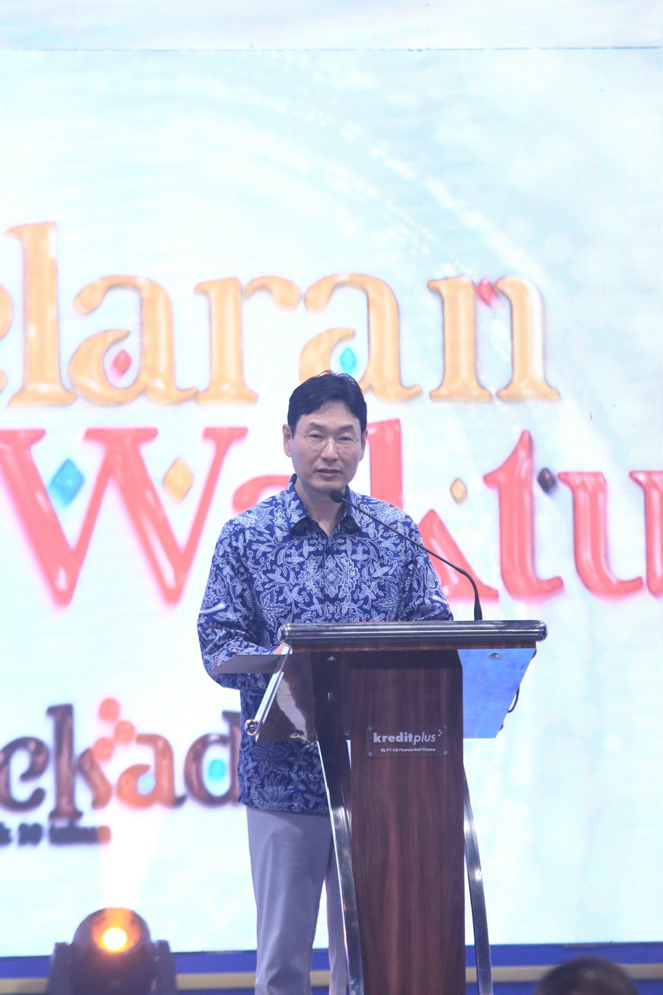 지난 10일 인도네시아 자카르타에서 열린 KB국민카드의 해외 법인 KB Finansia Multi Finance(KB FMF) 창립 30주년 기념행사에 참석한 이창권 KB국민카드 사장이 기념사를 하고 있다. / 사진=KB국민카드