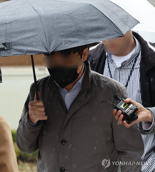  지난 3월 구속 전 피의자 심문에 출석하는 델리오 정모 대표 / 사진=연합뉴스