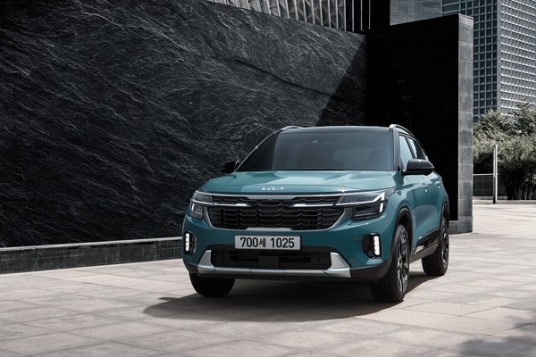 기아는 국내 대표 소형 SUV 셀토스의 연식 변경 모델인 The 2025 셀토스를 15일 출시하고 본격적인 판매에 돌입했다. /사진=기아