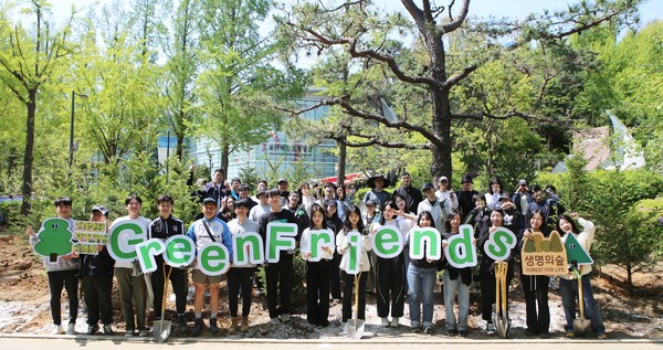 더현대 포레스트 조성 모습/사진=현대백화점