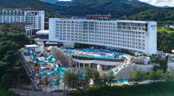 스플라스 스파&워터파크가 여름 휴가철을 앞두고 7월 1일 리뉴얼 오픈했다. /사진=호반호텔앤리조트