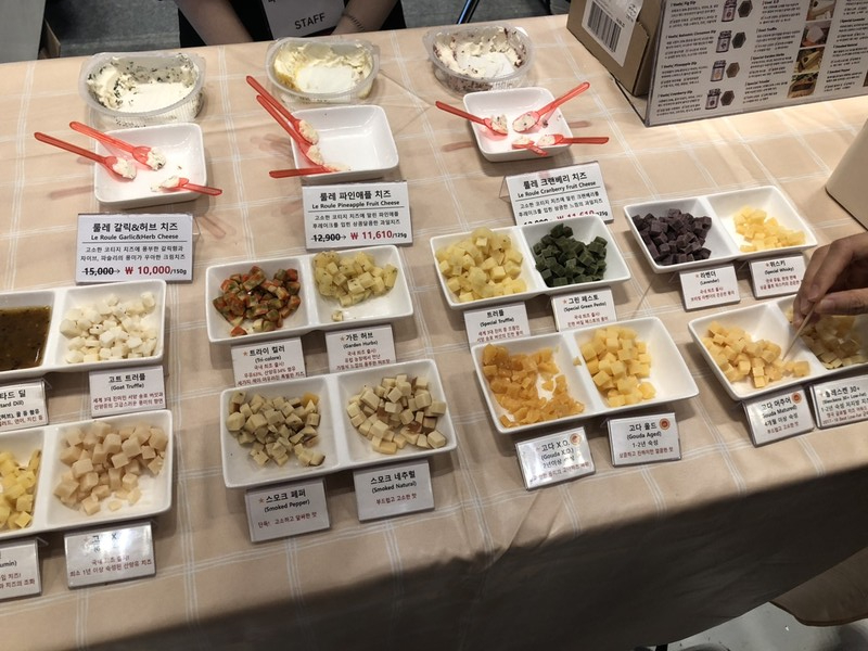 '서울바앤스피릿' 내 치즈 브랜드 부스 /사진=김현정 기자