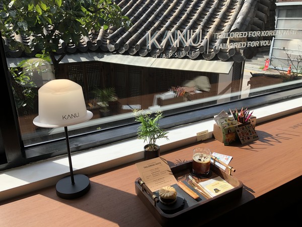 '카누 캡슐 테일러 플래그십 스토어 in 북촌'의 내부 공간 /사진=김현정 기자