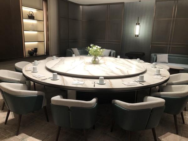 아시안 레스토랑 '아시안 라이브'의 한 공간/ 사진=김현정 기자