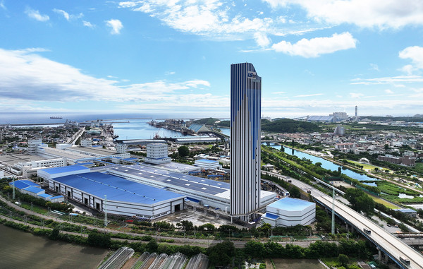 LS전선이 강원도 동해시에 해저 5동을 준공하며, 아시아 최대급 HVDC 케이블 생산 역량을 갖췄다. /사진=LS전선