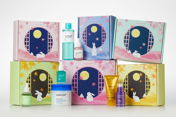 메디큐브 큐텐 재팬 '달빛 스킨케어 세트' 제품 /사진=메디큐브