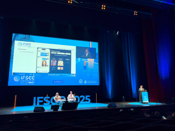 IFSCC 2025의 고명진 연구원 구두발표 모습 /사진=아모레퍼시픽