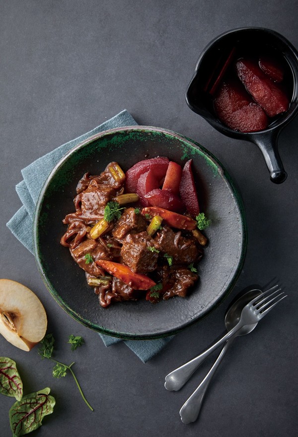 한우 뵈프 부르기뇽과 배 /사진=한우자조금