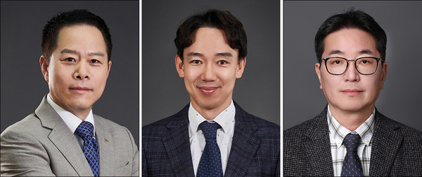 임원 승진자 박상영 사장(경영총괄), 배기룡 전무이사(의약연구개발본부장), 정대석 상무이사(인사기획부문장) /사진=광동제약